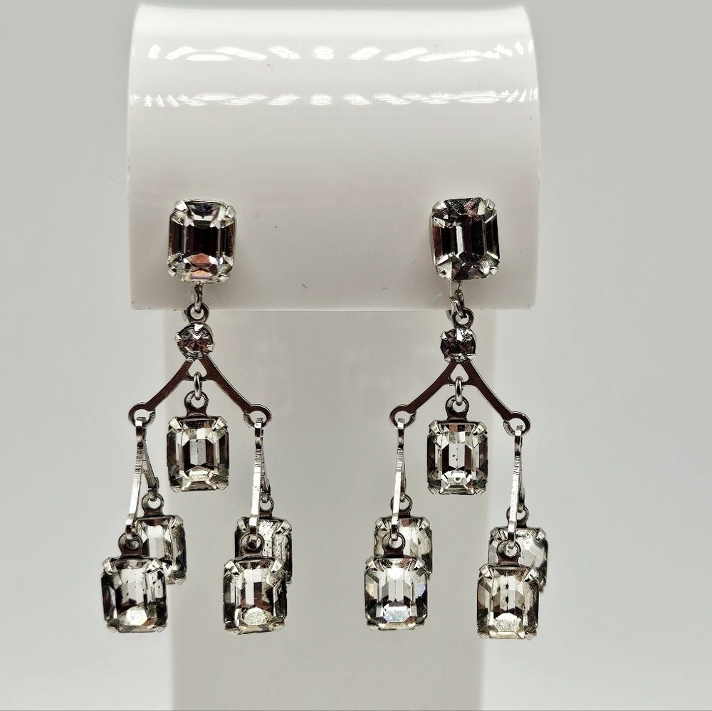 VINTAGE Unique Glass Rhinestone Silver Tone Box Dangle Earrings Screw Back Clip